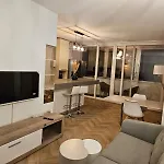 Charmant Studio Moderne - 40M² - Orleans Centre