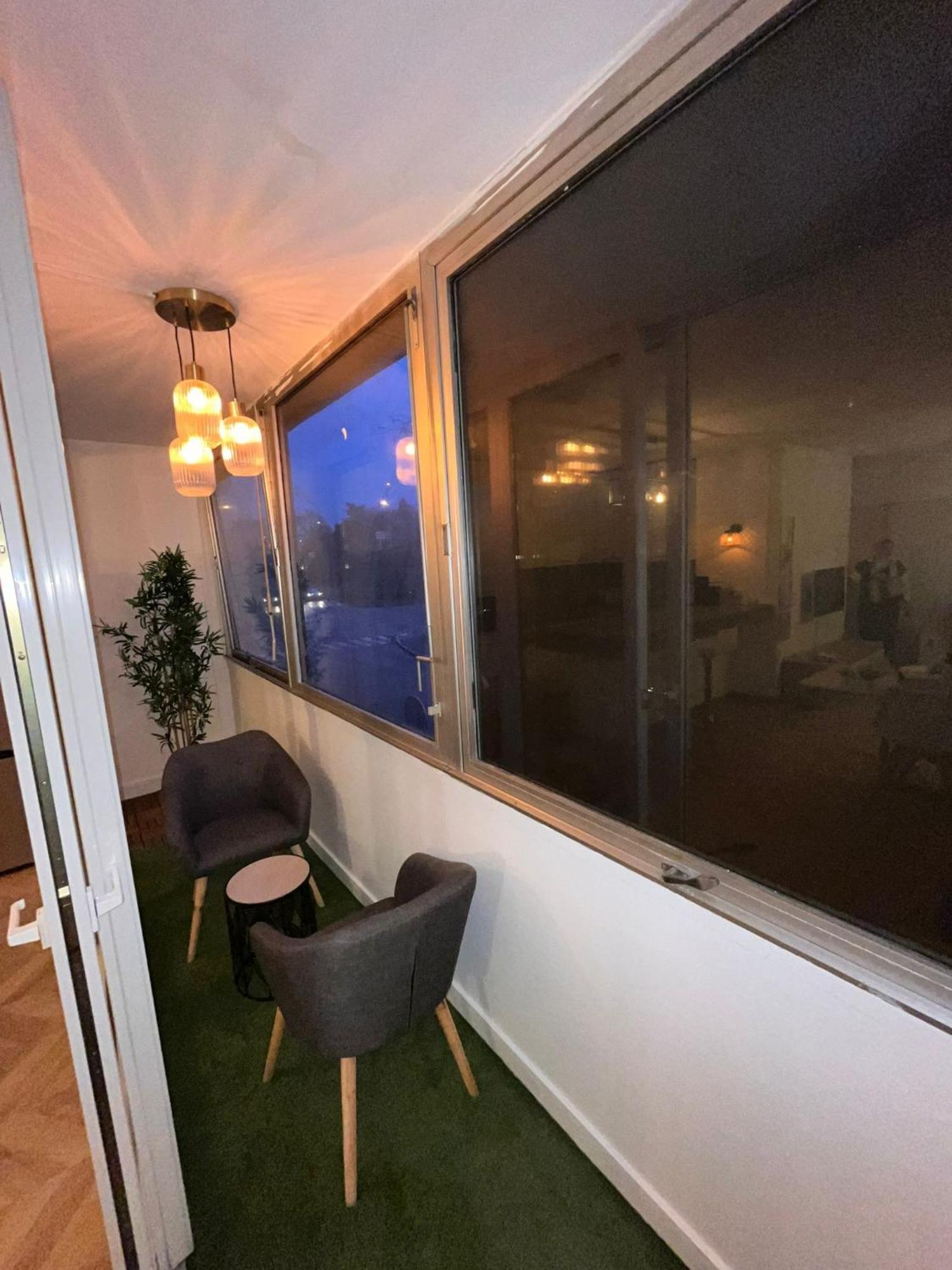Studio Moderne - 40m² - Centre Appartement Orléans